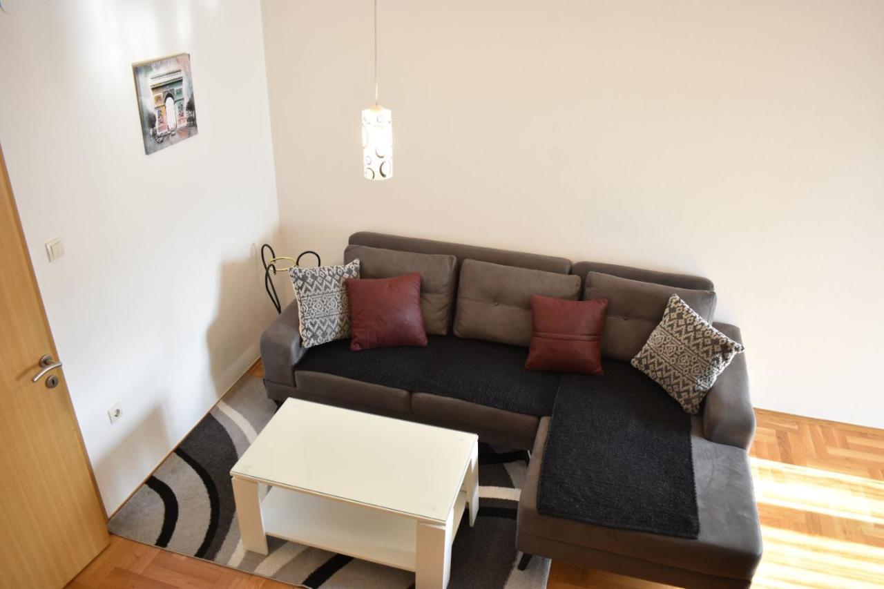 Apartman Archive Jevrejska 바냐루카 외부 사진